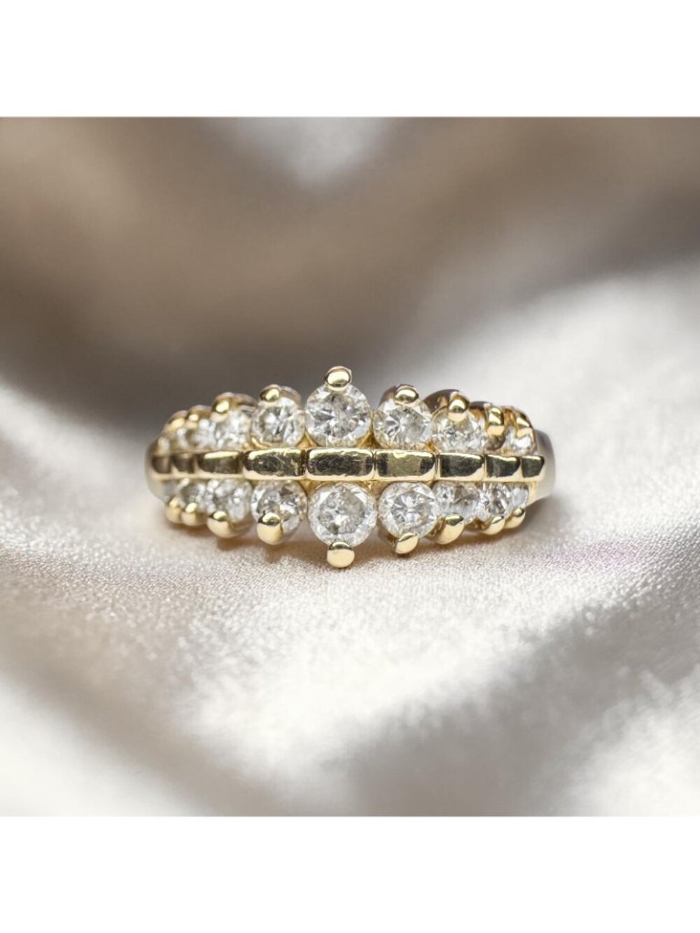 Vintage 10K Gold Diamond Ring Size 6.5 Natural Diamond Cluster Pyramid Ring 3.2g - Picture 11 of 16